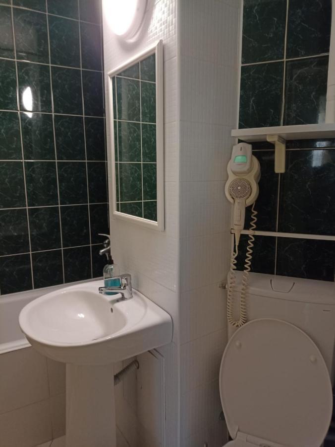 קלוז'-נאפוקה Two Bedroom Apartment Farmec מראה חיצוני תמונה